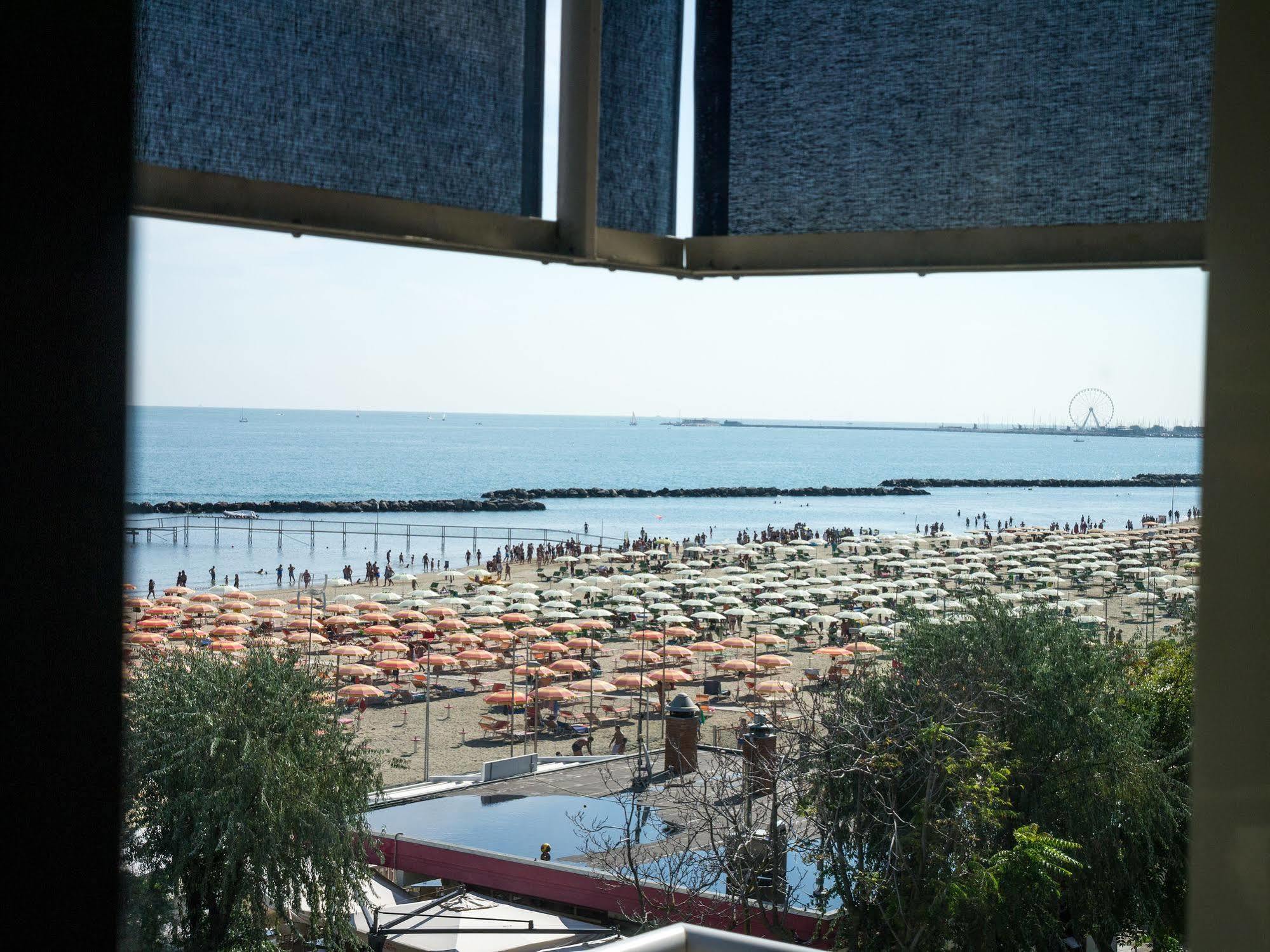 Hotel Lamorosa Rimini Eksteriør billede