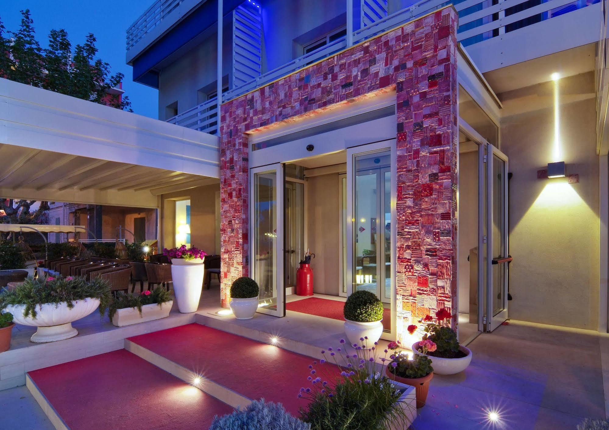 Hotel Lamorosa Rimini Eksteriør billede